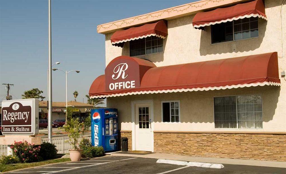 Regency Inn & Suites Downey Exteriör bild